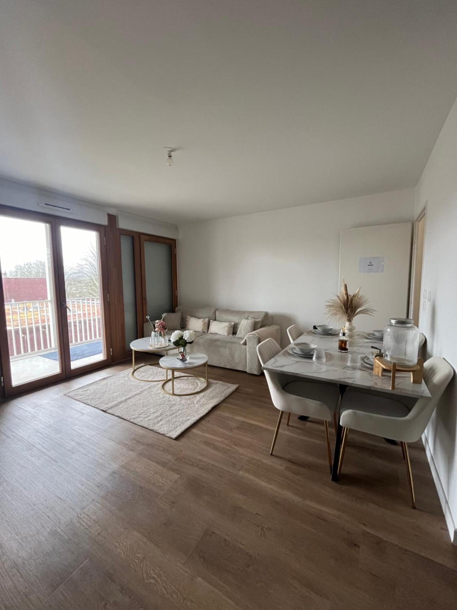 Appartement Luxueux Au Coeur De Lille Exterior photo